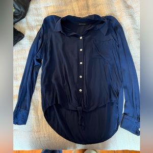 Decker Size M navy thin button down